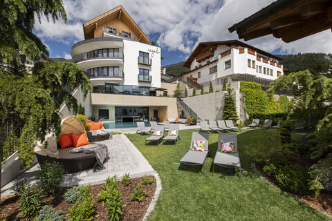 Nagalu Hotel Garni