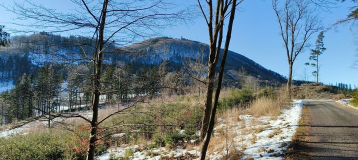 Zdjęcie z Čestmír Sivek wzdłuż trasy
