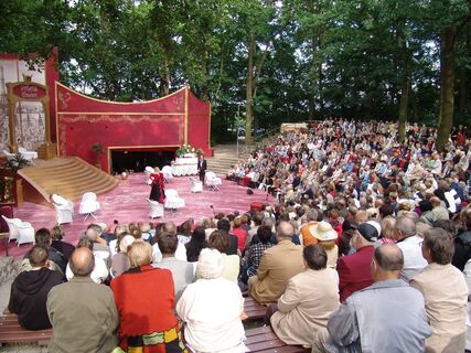 mr82828015_Operettensommer