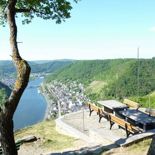 Blick vom Kompeskopf auf Treis-Karden
