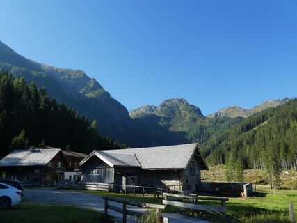 Start von der Vögeialm