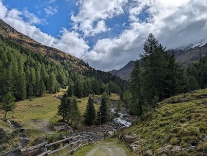 Zdjęcie z Marcel Zielinski wzdłuż trasy