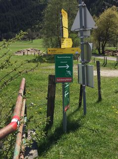 Wegweiser Tauernradweg