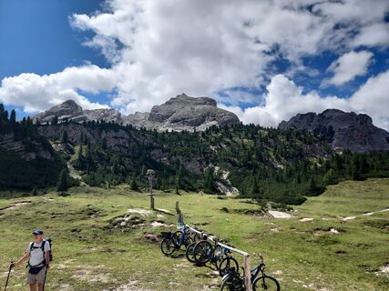 Fotografija s spletne strani Frank77 na poti