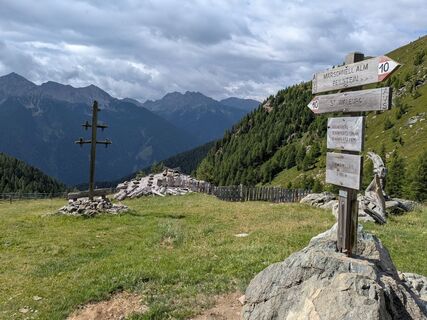 Zdjęcie z tschenser wzdłuż trasy