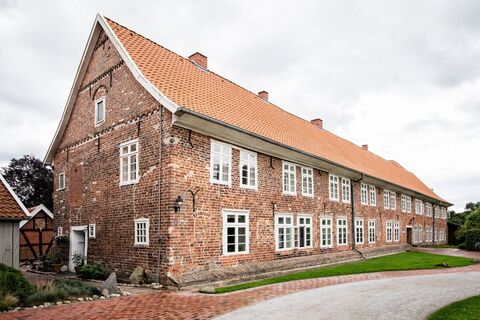 Benediktinerinnenkloster in Neuenwalde