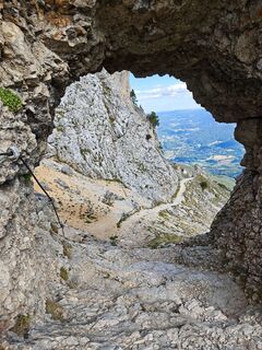 Fotografija s spletne strani Viktoria Ellinger na poti