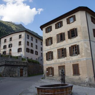 In Lavin.