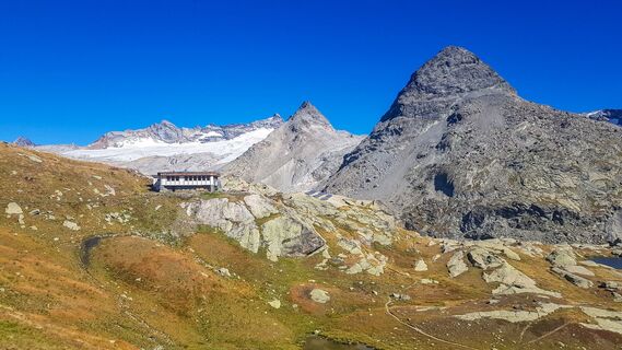 Berghütte „Refuge des Evettes“
