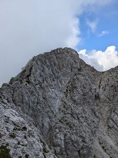 Fotografija s spletne strani das-gipfelbuch.at na poti