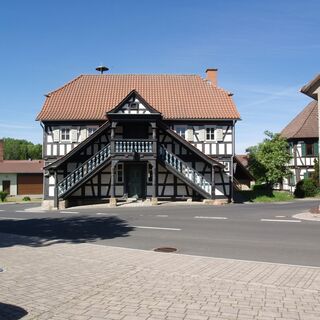 Kirchenplatz Start- und Endpunkt "Zur Nordheimer Hütte"