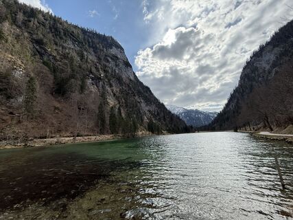 Fotografija s spletne strani Moonlight13 na poti