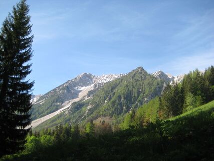 im Aufstieg zum Bärensattel