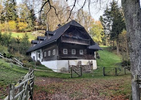 Gehöft in Elmleiten, Joglland-Waldheimat in der Oststeiermark