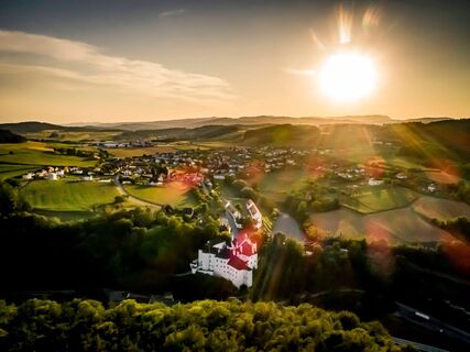 Europaschloss Leiben Luftaufnahme