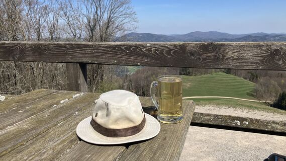 Zdjęcie z Christian Kakuska wzdłuż trasy