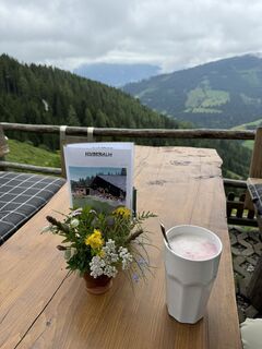 Fotografija s spletne strani feinschmeckerontour na poti
