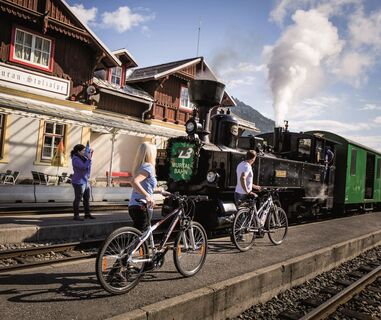 Die Murtalbahn ist im Norden unser treuer Begleiter