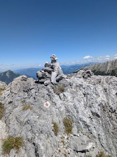 Fotografia z das-gipfelbuch.at na trase