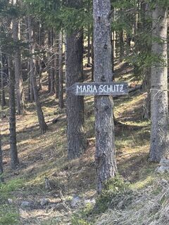 Fotografija s spletne strani Maria König na poti