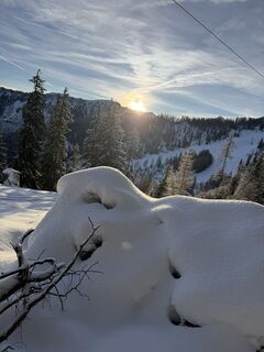 Fotografija s spletne strani Berg Noar na poti