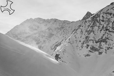 Abstieg vom Verva-Pass