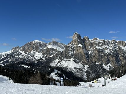 Fotografija s spletne strani Xu Jiang na poti