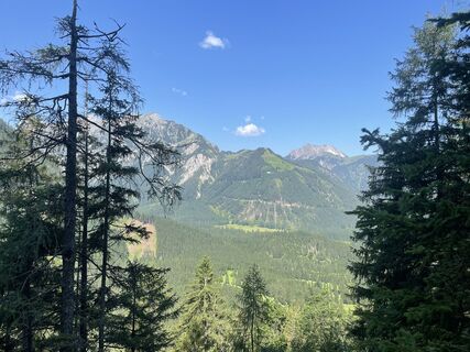 Zdjęcie z Ralf Umminger wzdłuż trasy