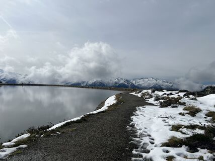Zdjęcie z Peter Schäfer wzdłuż trasy