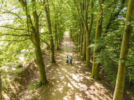 auf dem Rad in Oud-Valkenburg