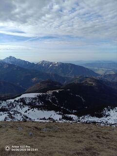 Fotografija s spletne strani Matej Mezek na poti