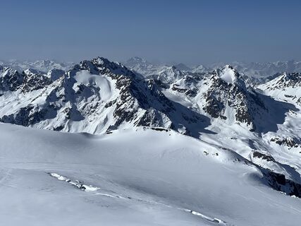 Fotografija s spletne strani Wolfgang Hammer na poti