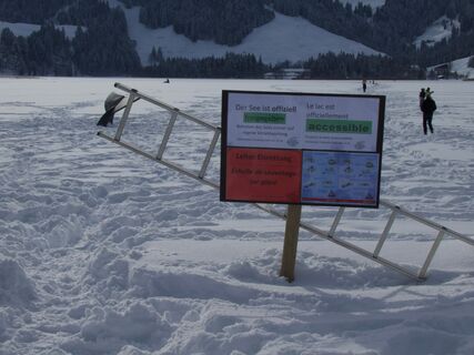 Gypsera-Winterwanderung Seerundgang Schwarzsee