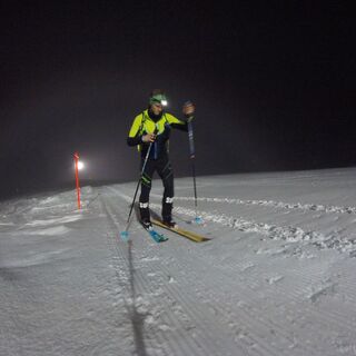 Aufstieg auf der Nacht-Skitouren Piste Furt-Mugghütte