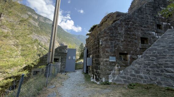 Fotografija s spletne strani Peter Burki na poti