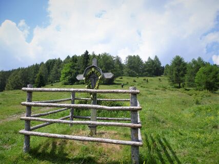 Wegkreuz Ochsenhalt, Naturpark Almenland in der Oststeiermark