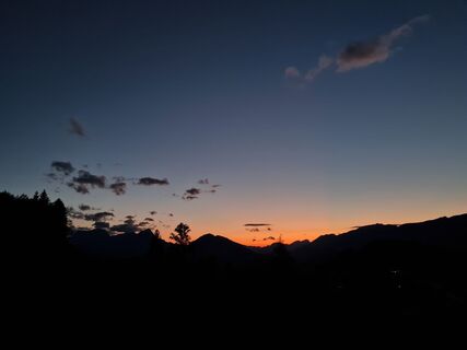 wir starten vor Sonnenaufgang