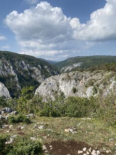 Zdjęcie z László Izsvák wzdłuż trasy
