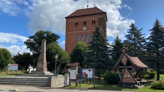 St. Laurentius und St, Nikolaus