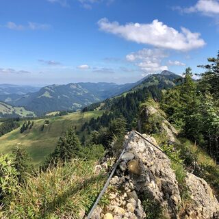 Versicherter Steig zwischen Häderich und Falken