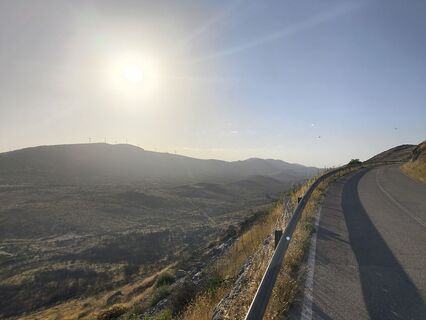 Fotografija s spletne strani WilliSt na poti