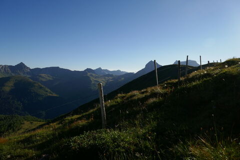 Blick von der Einsattelung westlich vom Kempen