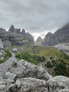 Fotografija s spletne strani kiki na poti