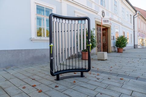 Klangspiel vor der Musikschule