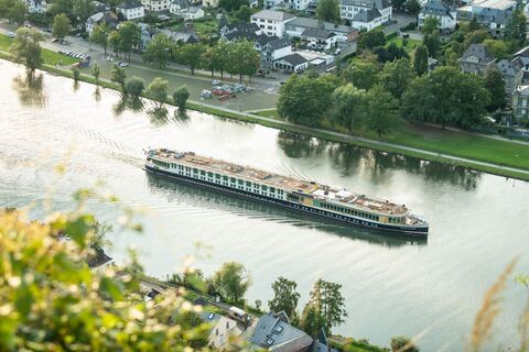 Schifffahrt bei Bernkastel-Kues