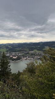 Fotografija s spletne strani sennah_aig na poti