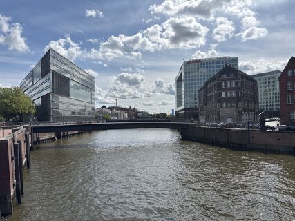 Fotografija s spletne strani Frank Büttner na poti