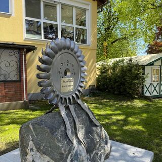 1. Pelton-Laufrad beim Touristikbüro