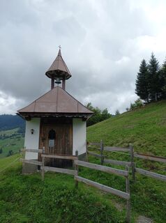 Fotografija s spletne strani Matthias Zimmermann na poti