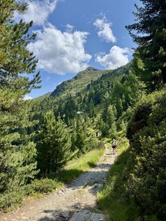 Photo de Thomas Ferk le long du parcours